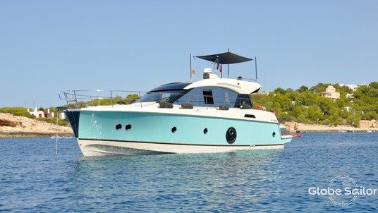 Monte Carlo Yachts 5 Sedan