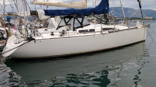 Salona 42