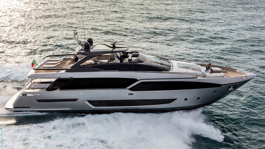 Riva 90 Argo
