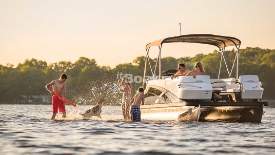 Escape 2000 RT Twin Fish