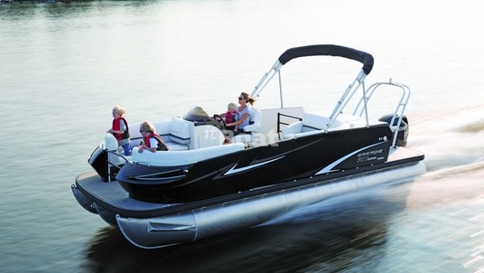 Escape 2400 RT Twin Cruiser