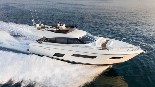 Ferretti 550
