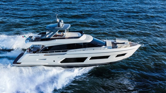 Ferretti 670