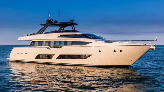 Ferretti 850