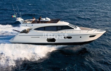 Ferretti 570