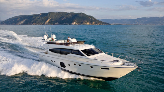 Ferretti 631