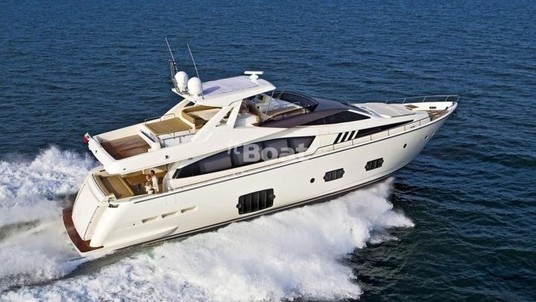 Ferretti 800