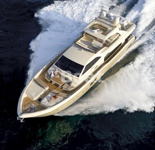 Ferretti Altura 840