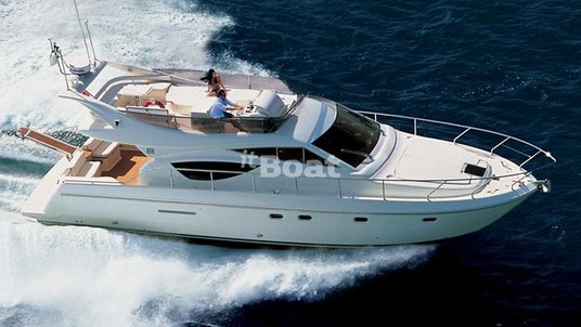 Ferretti 460