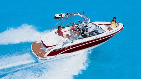 Formula 240 Bowrider