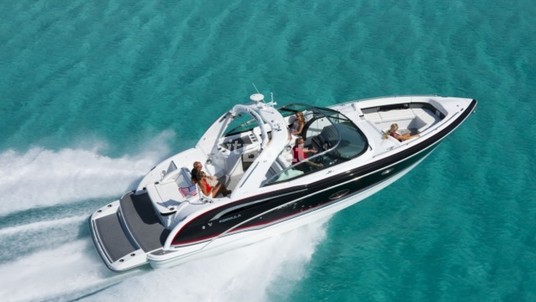 Formula 350 Crossover Bowrider