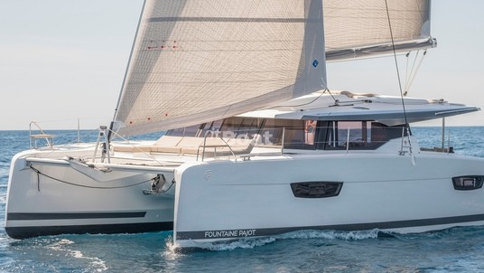 Fountaine Pajot Astréa 42