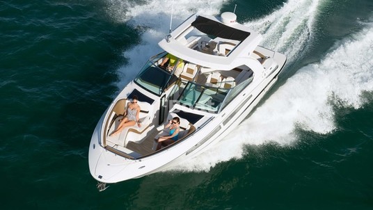 Four Winns Horizon 350