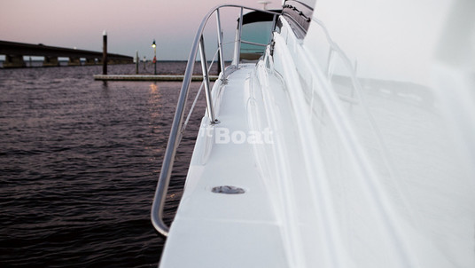 Four Winns Vista 355