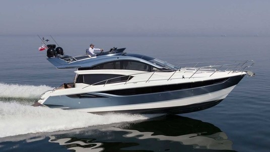 Galeon 430 Skydeck
