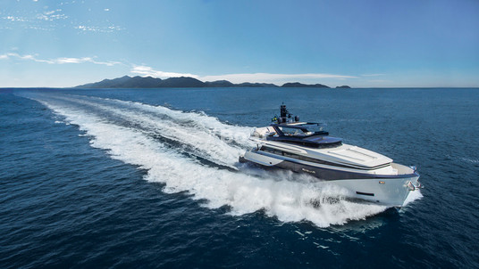 MCP Yachts 925 THD