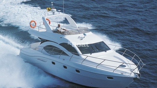 Majesty Yachts 50