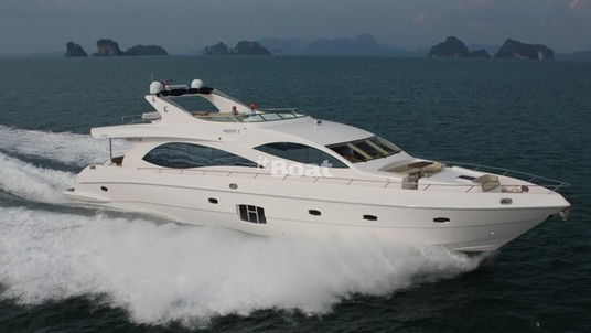 Majesty Yachts 88