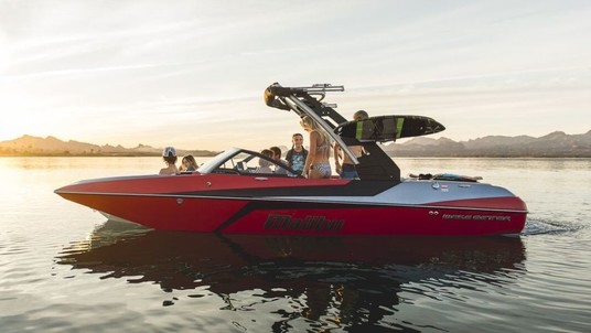 Malibu Wakesetter 21 MLX