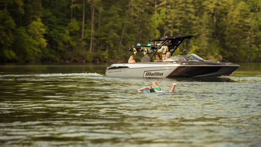 Malibu Wakesetter 23 LSV