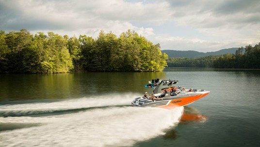 Malibu Wakesetter 24 MXZ