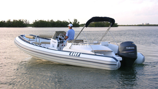 Novurania Deluxe 650