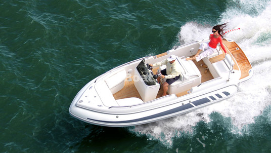 Novurania Custom Line 650