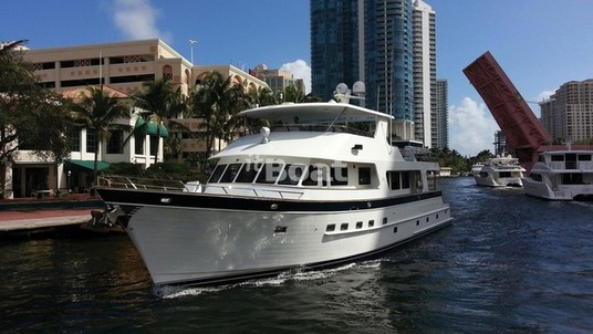Outer Reef 860 Motoryacht