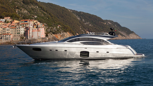 Pershing 74