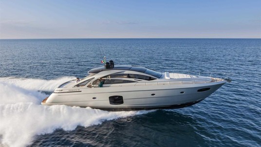 Pershing 70
