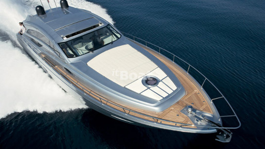 Pershing 72