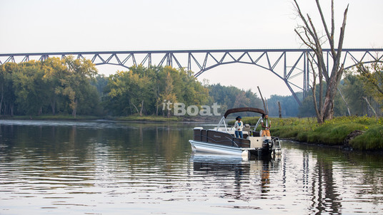 Premier Pontoons Gemini