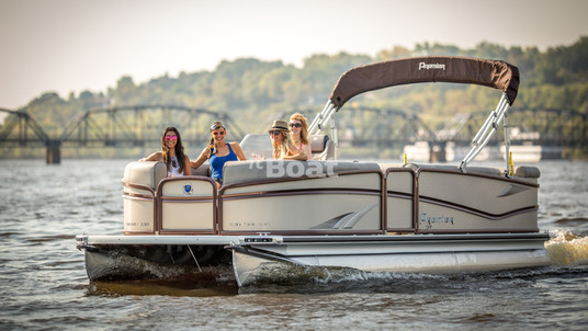 Premier Pontoons Solaris