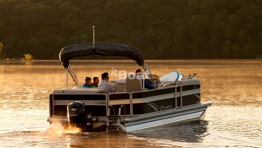 Premier Pontoons Sunsation 220