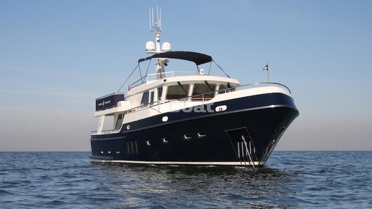 Privateer Trawler 60