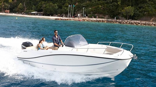 Quicksilver Activ 755 Open