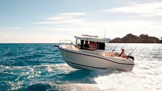 Quicksilver 605 Pilothouse