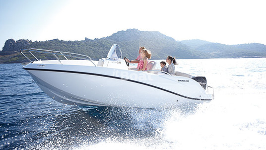 Quicksilver Activ 535 Open