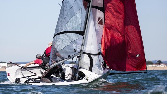 RS Sailing RS 400