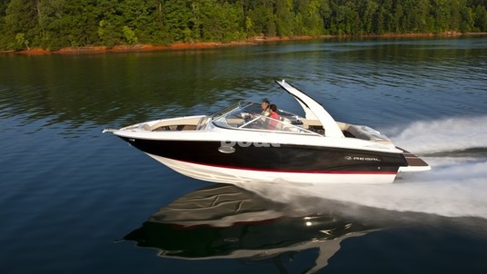 Regal 2700 Bowrider