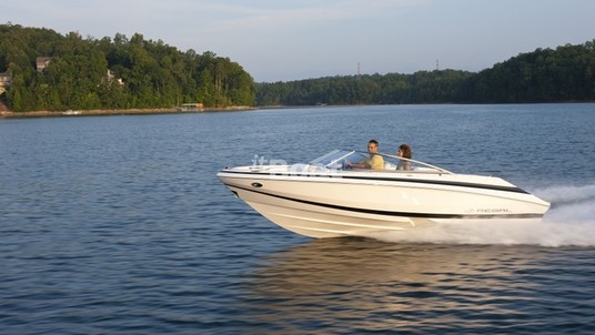Regal 2000 Bowrider