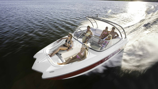 Rinker 220 MTX Captiva