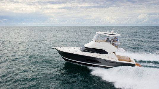 Riviera 43 Open Flybridge