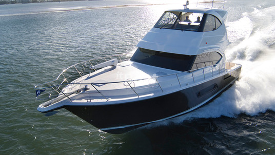 Riviera 53 Enclosed Flybridge