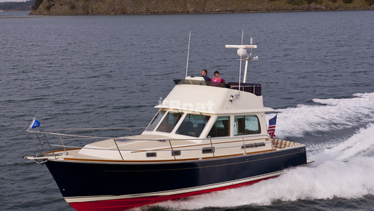 Sabre Yachts Sabre 42 Fly