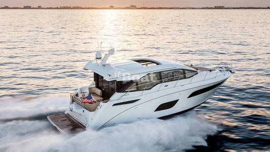 Sea Ray 460 Sundancer