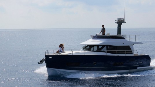 Azimut Magellano 43