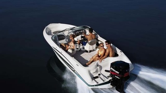 Sea Ray 185 Outboard Sport