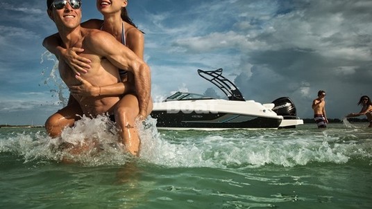 Sea Ray 220 Sundeck OB