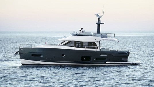 Azimut Magellano 53